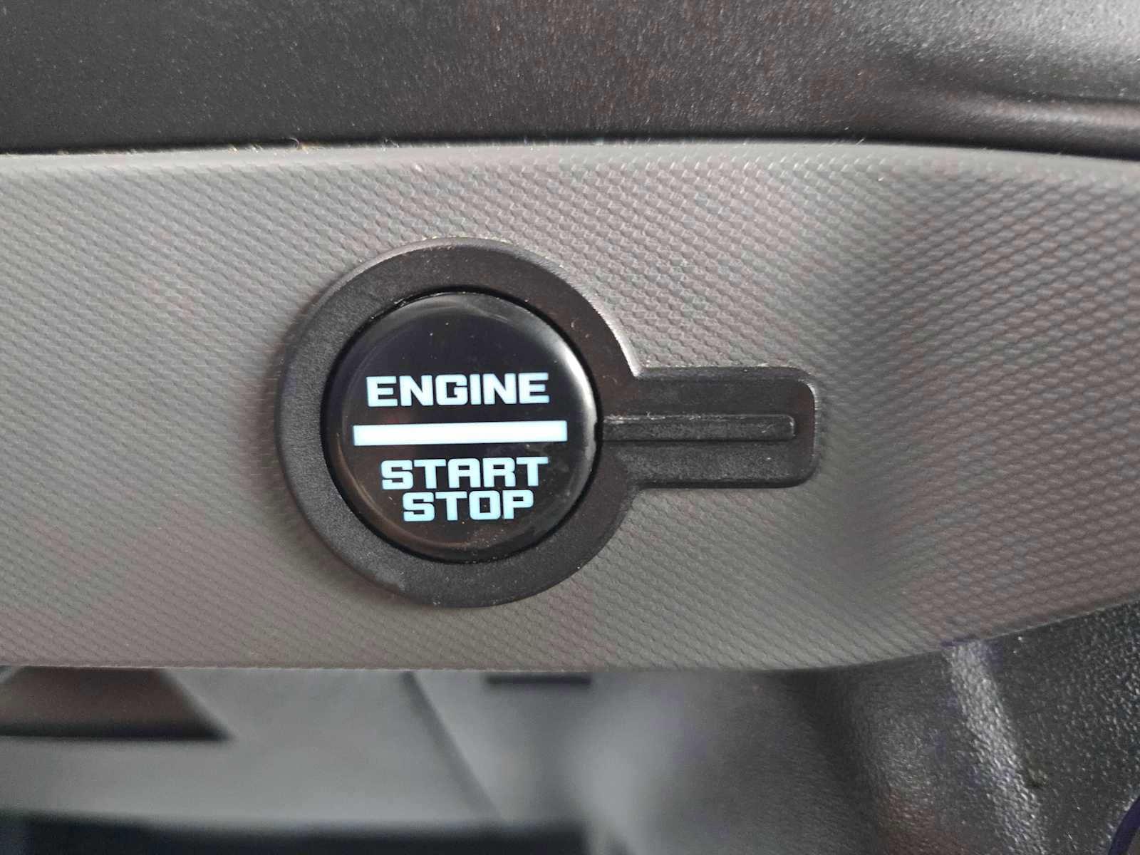 Used 2023 Ford Bronco 4-Door image 32