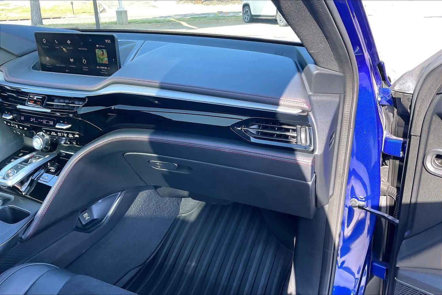 Used 2022 Acura MDX A-Spec image 18