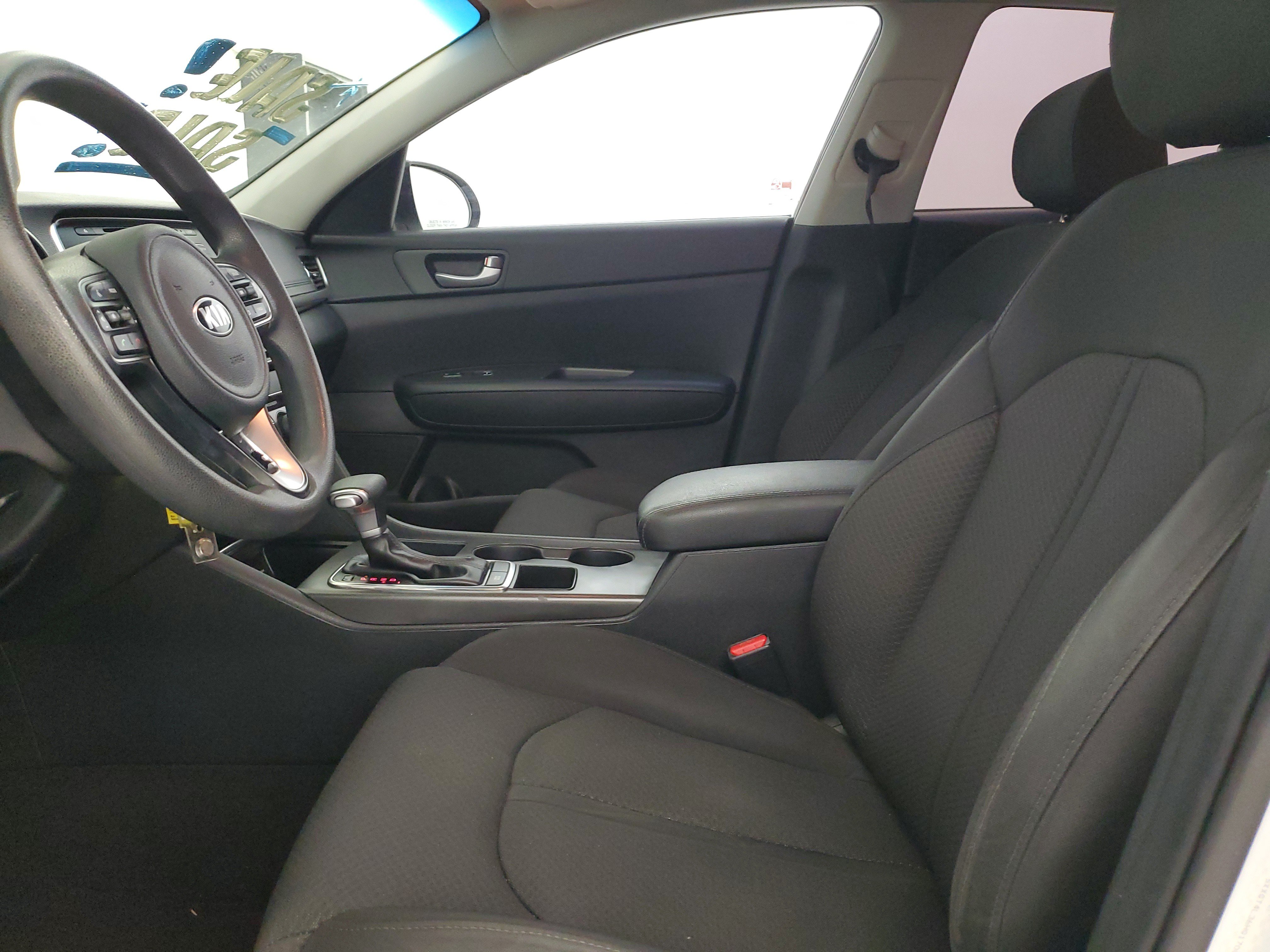Used 2017 Kia Optima LX FWD image 17