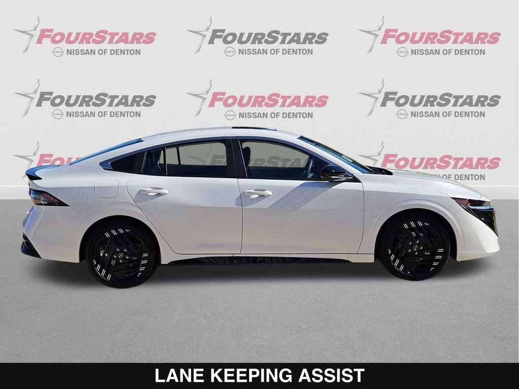 New 2026 Nissan Sentra SR w/ SR Premium Package FWD image 3
