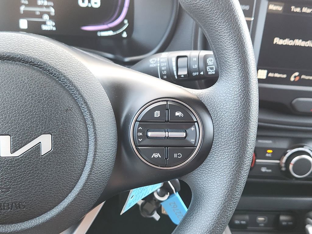 Certified 2025 Kia Soul LX image 28