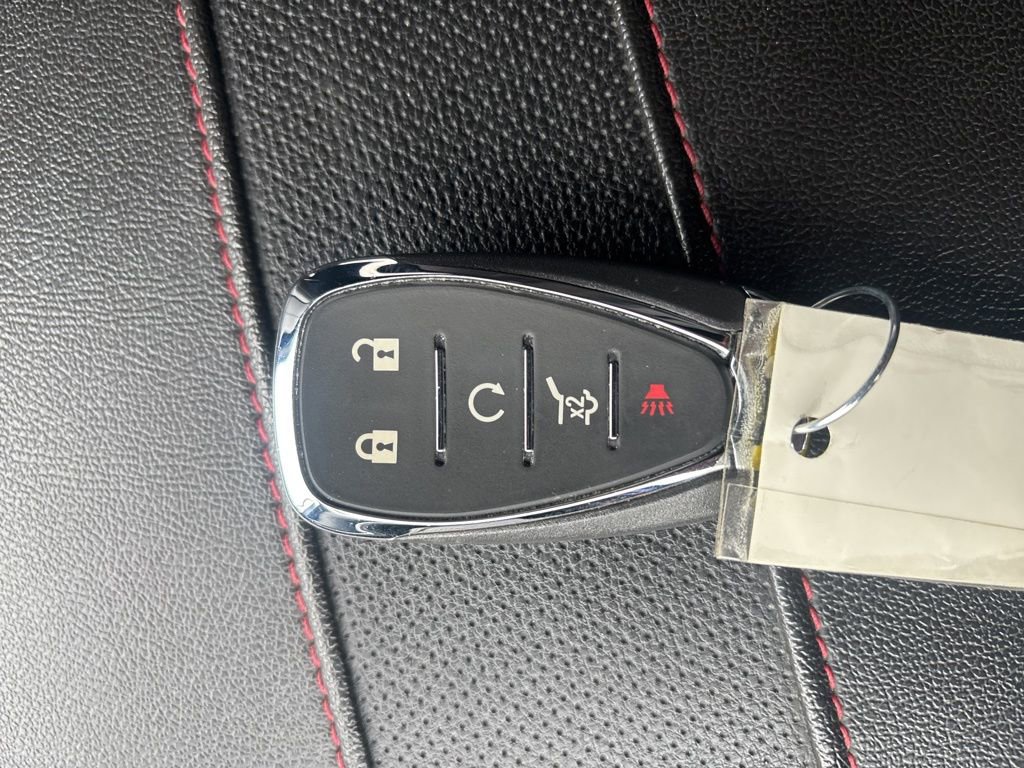 Used 2023 Chevrolet Traverse RS w/ LPO, Floor Liner Package image 34