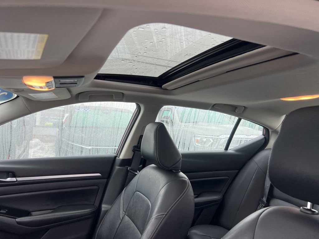 Used 2024 Nissan Altima 2.5 SL image 18