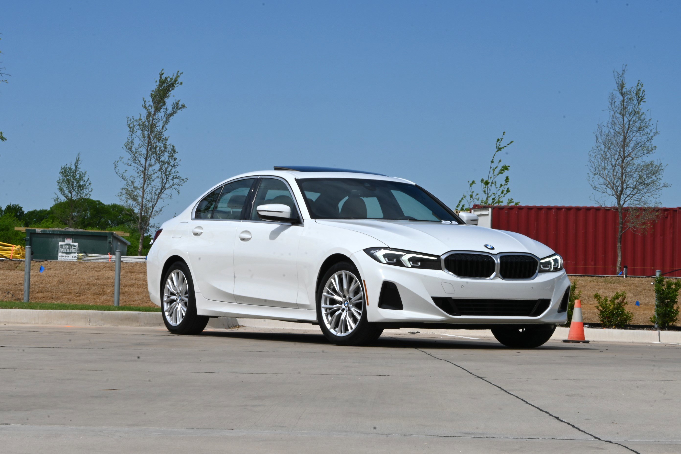Certified 2024 BMW 330i Sedan w/ Convenience Package image 2