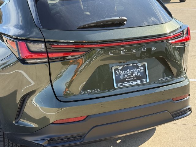 Used 2024 Lexus NX 250 FWD image 6