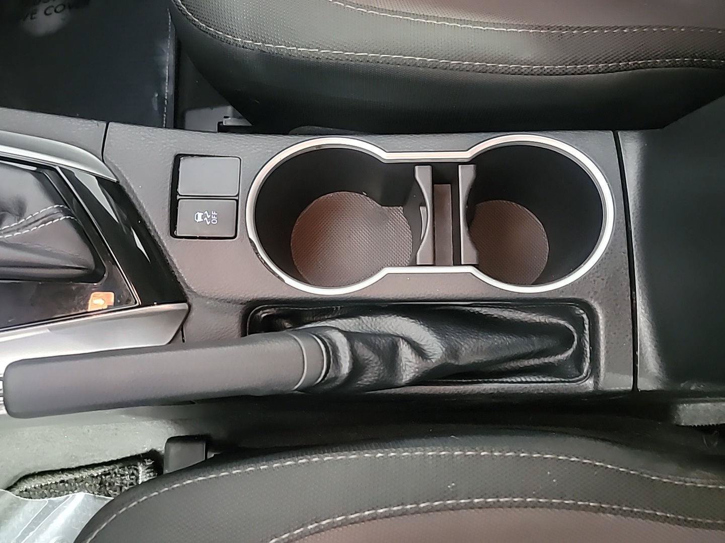 Used 2019 Toyota Corolla LE w/ Carpet Mat Package (TMS) FWD image 31
