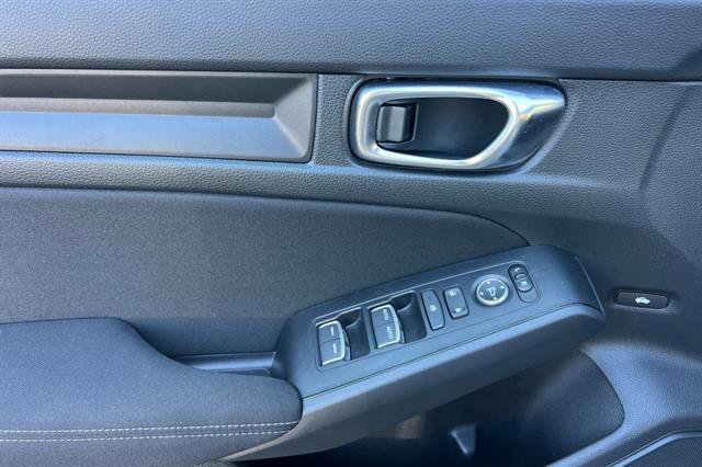 Used 2025 Honda Civic Sport image 12