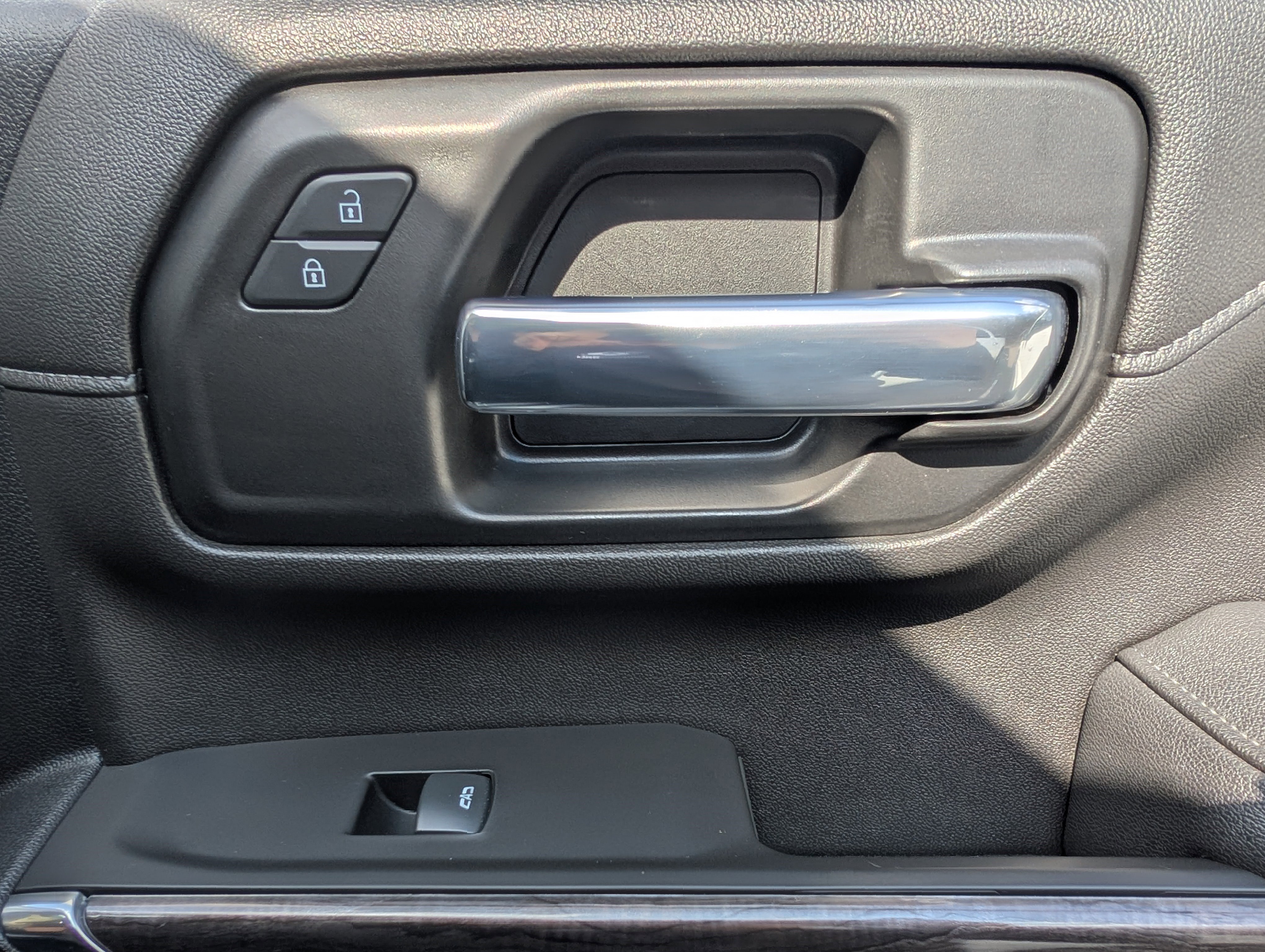 Used 2021 Chevrolet Silverado 2500 LTZ w/ LTZ Premium Package image 22