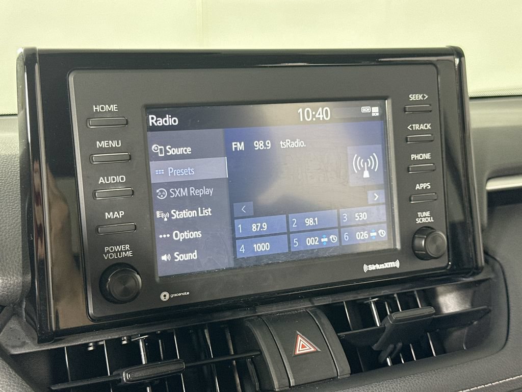 Used 2022 Toyota RAV4 XLE FWD image 30