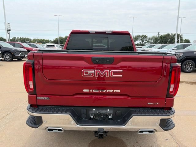Used 2022 GMC Sierra 1500 SLT w/ SLT Premium Plus Package AWD/4WD image 4