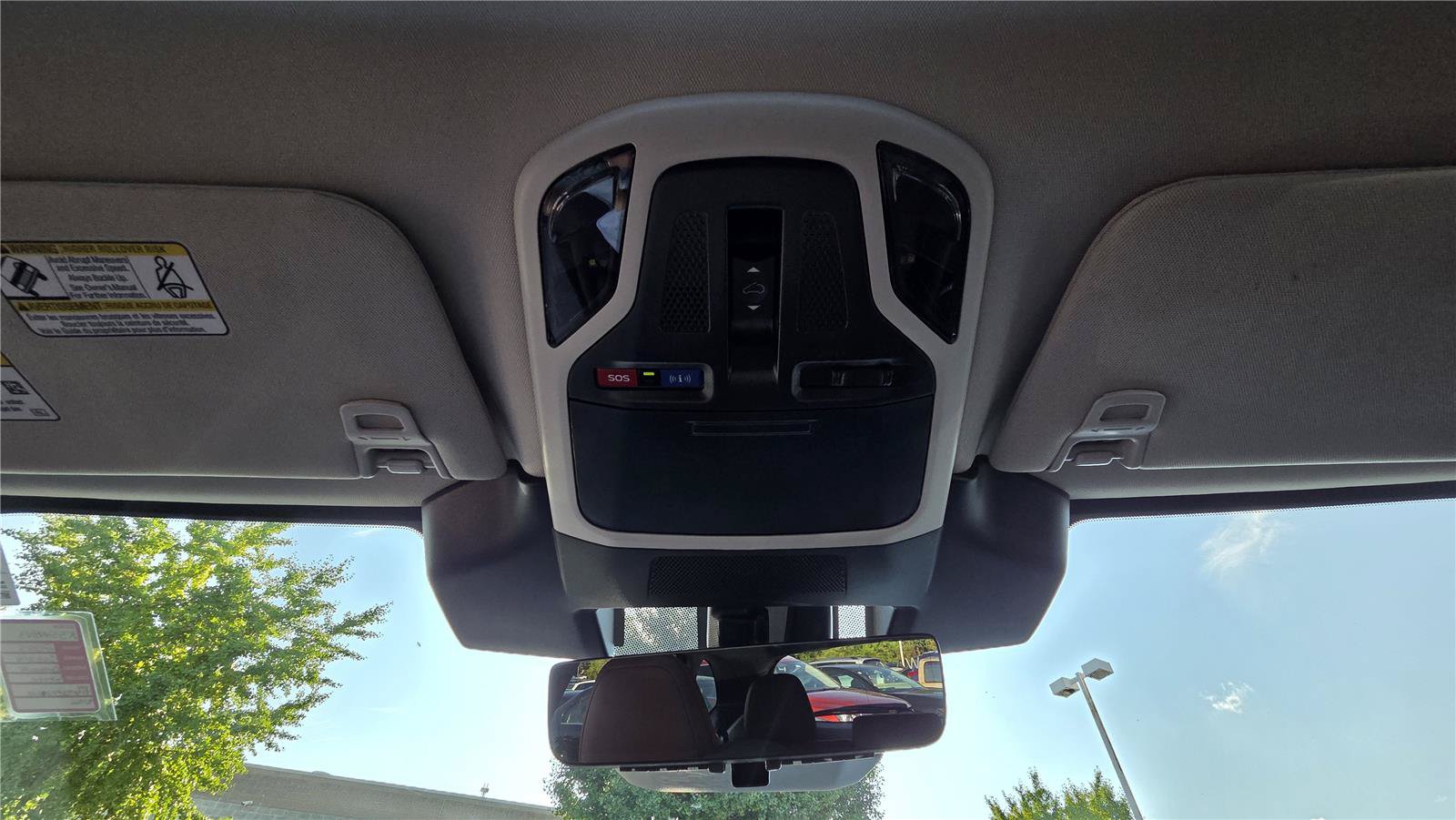 Used 2025 Subaru Outback Touring XT AWD/4WD image 25