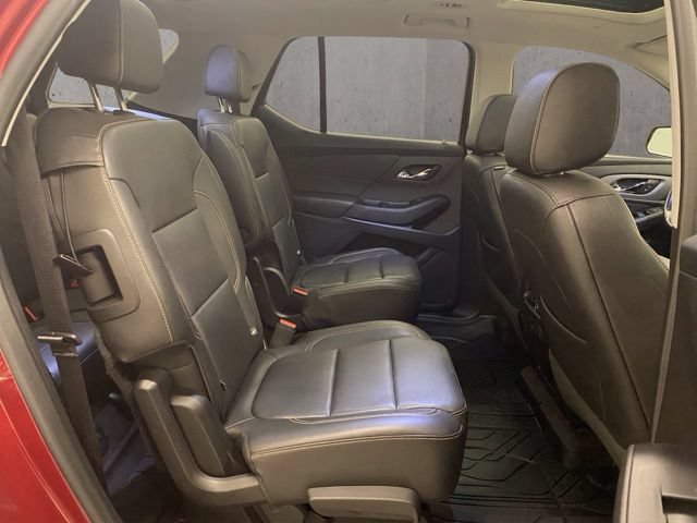 Used 2020 Chevrolet Traverse LT w/ LT Premium Package AWD/4WD image 24