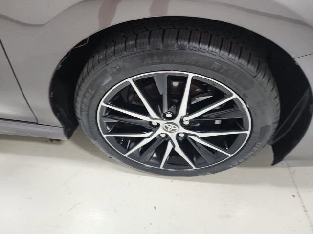 Used 2023 Toyota Camry SE FWD image 34