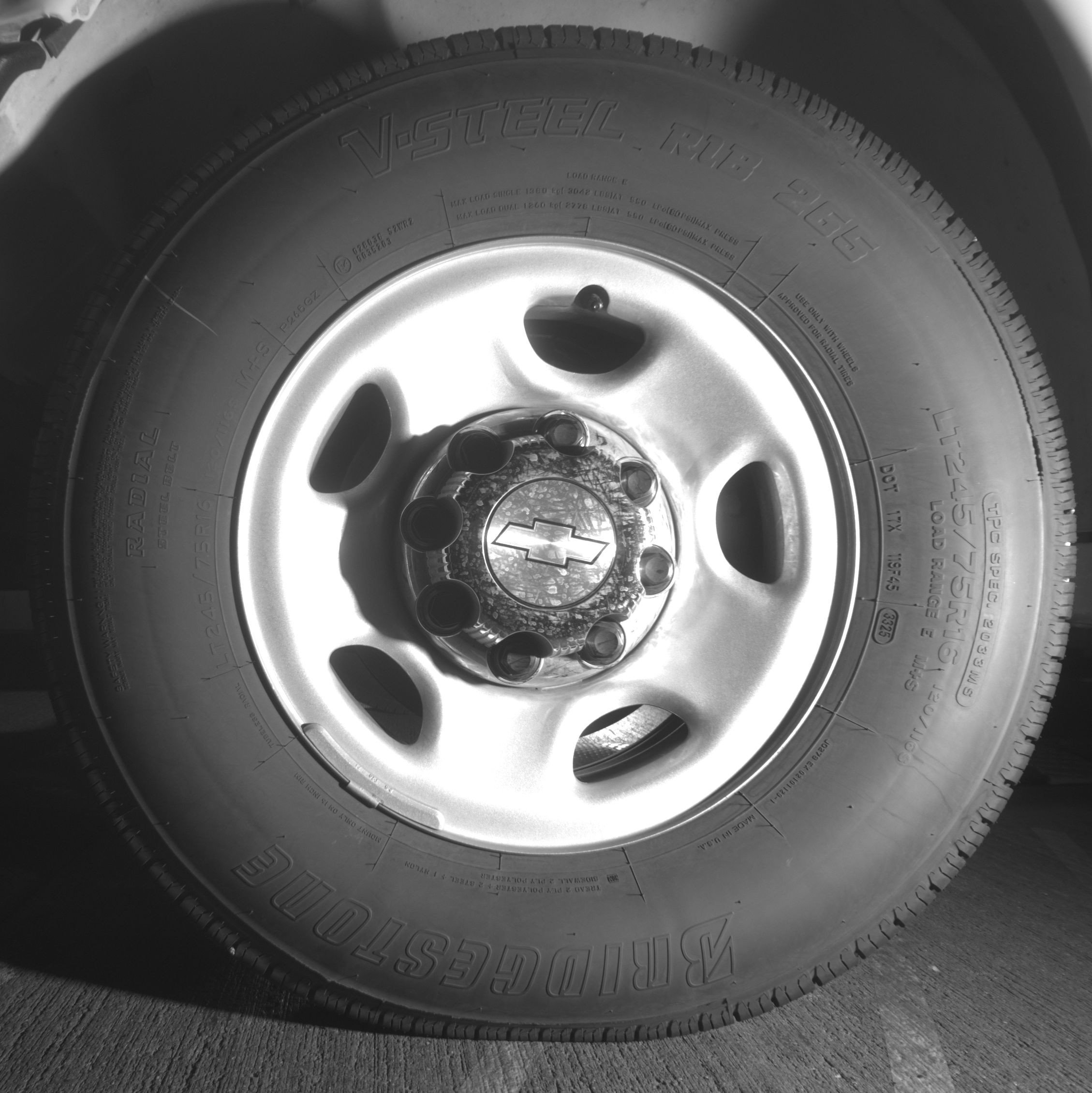 Used 2025 Chevrolet Express 3500 LT w/ LT Preferred Equipment Group image 12