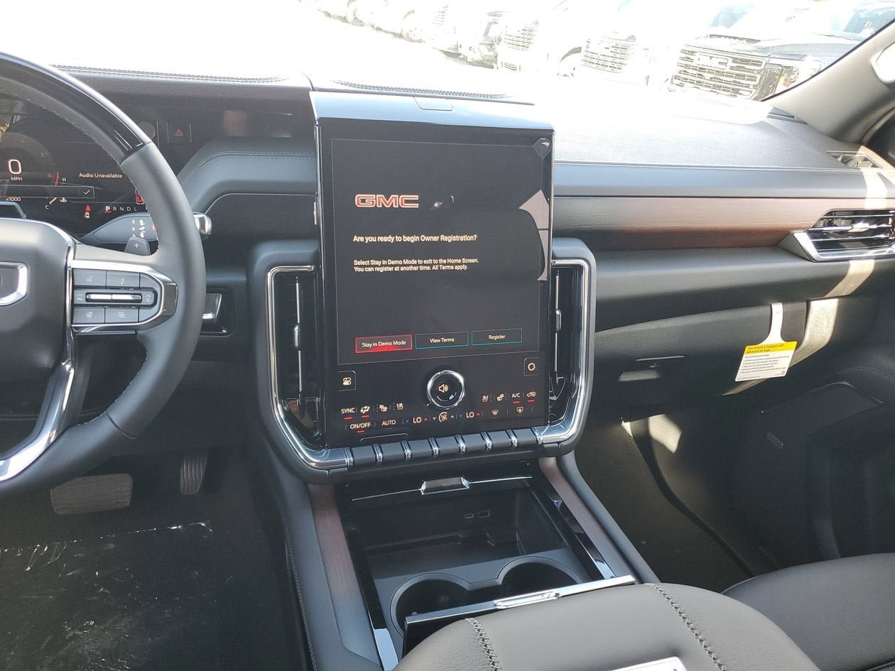 New 2026 GMC Yukon XL Denali w/ Denali Reserve Package AWD/4WD image 14