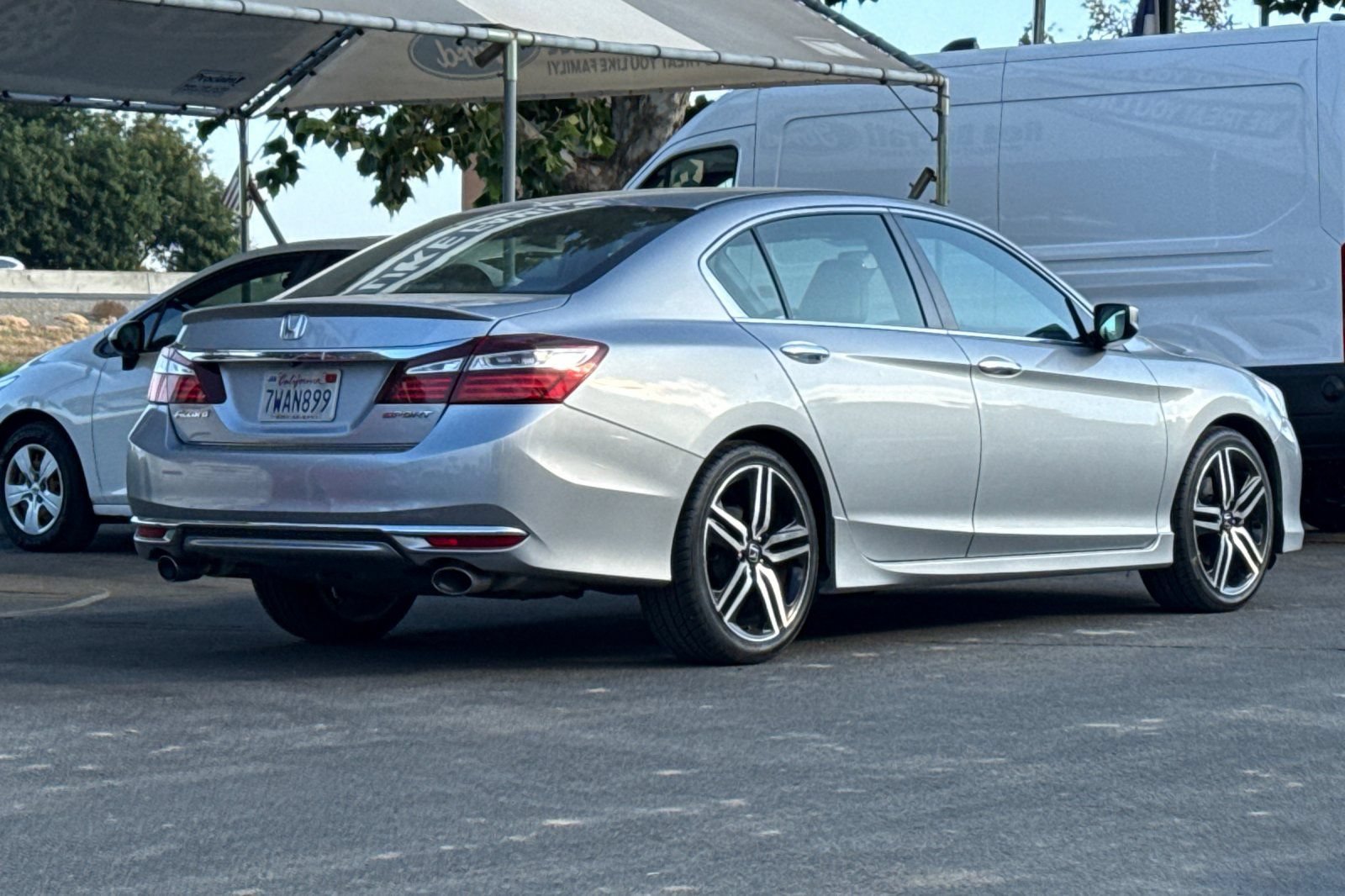 Used 2017 Honda Accord Sport image 4
