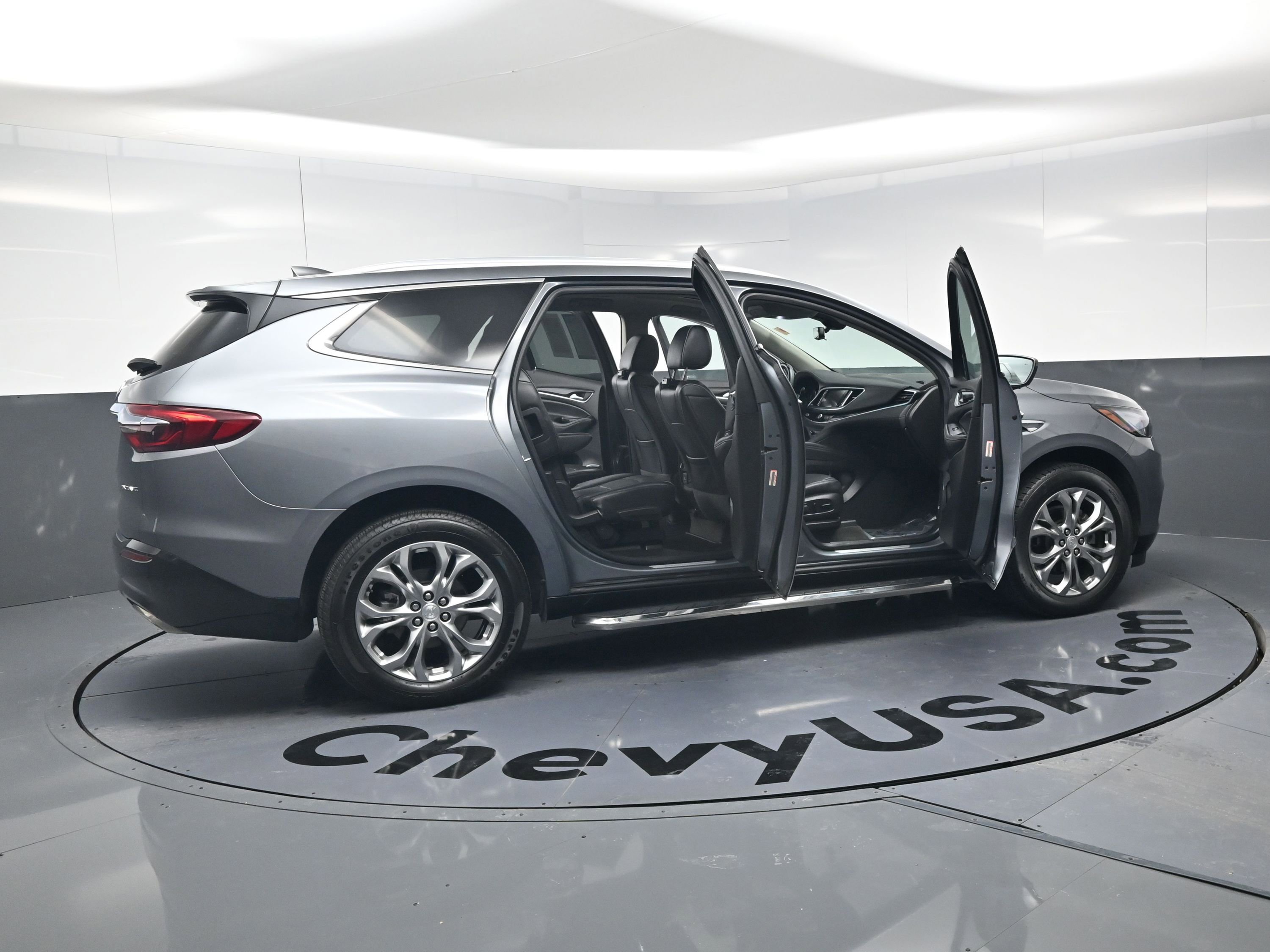 Used 2019 Buick Enclave Avenir w/ Avenir Technology Package FWD image 26