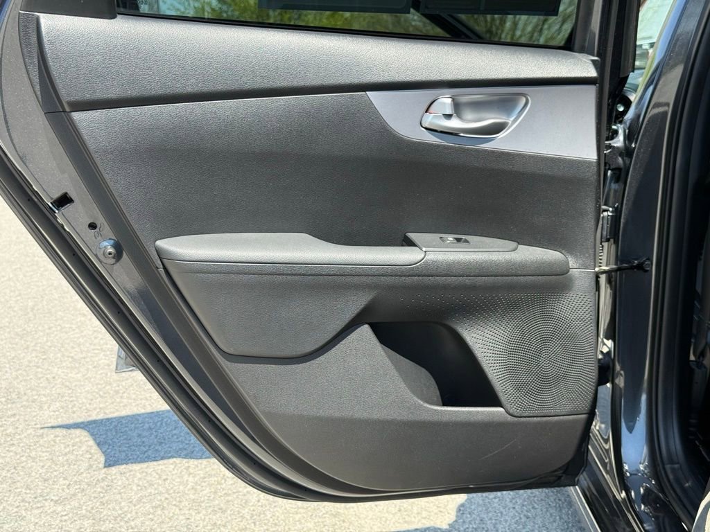 Used 2023 Kia Forte LXS image 26