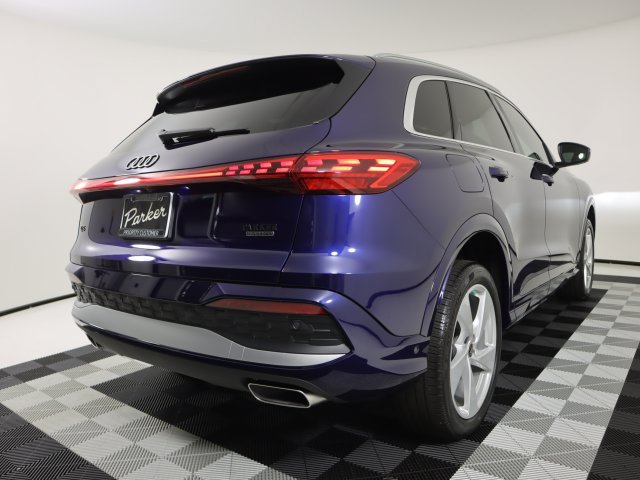Certified 2025 Audi Q5 Premium w/ Premium Plus AWD/4WD image 5