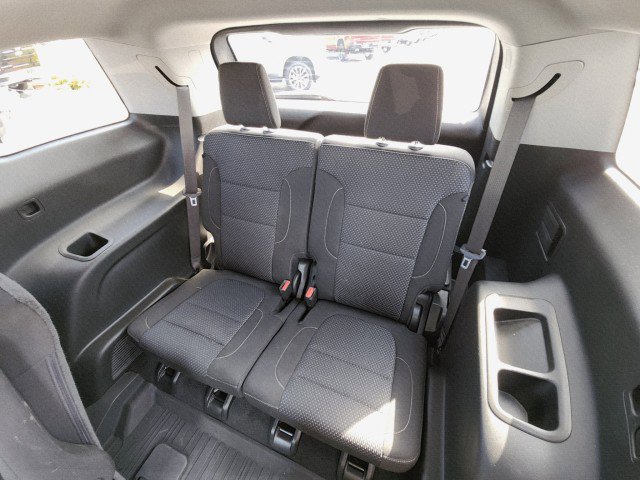 Used 2023 GMC Acadia SLE w/ Driver Convenience Package image 22