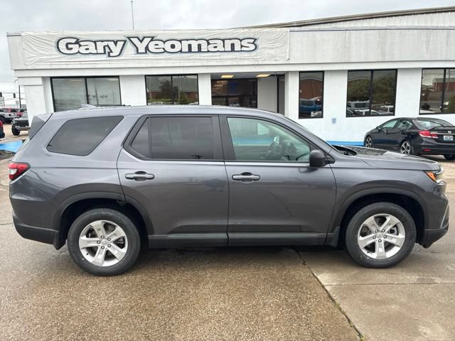 Used 2023 Honda Pilot LX image 9