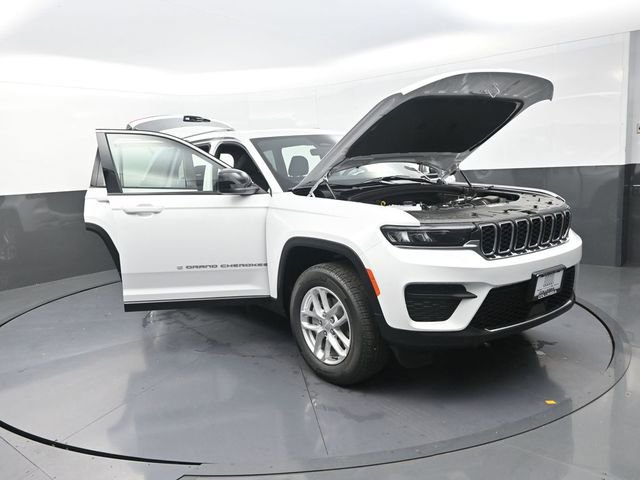 New 2026 Jeep Grand Cherokee Laredo X AWD/4WD image 29