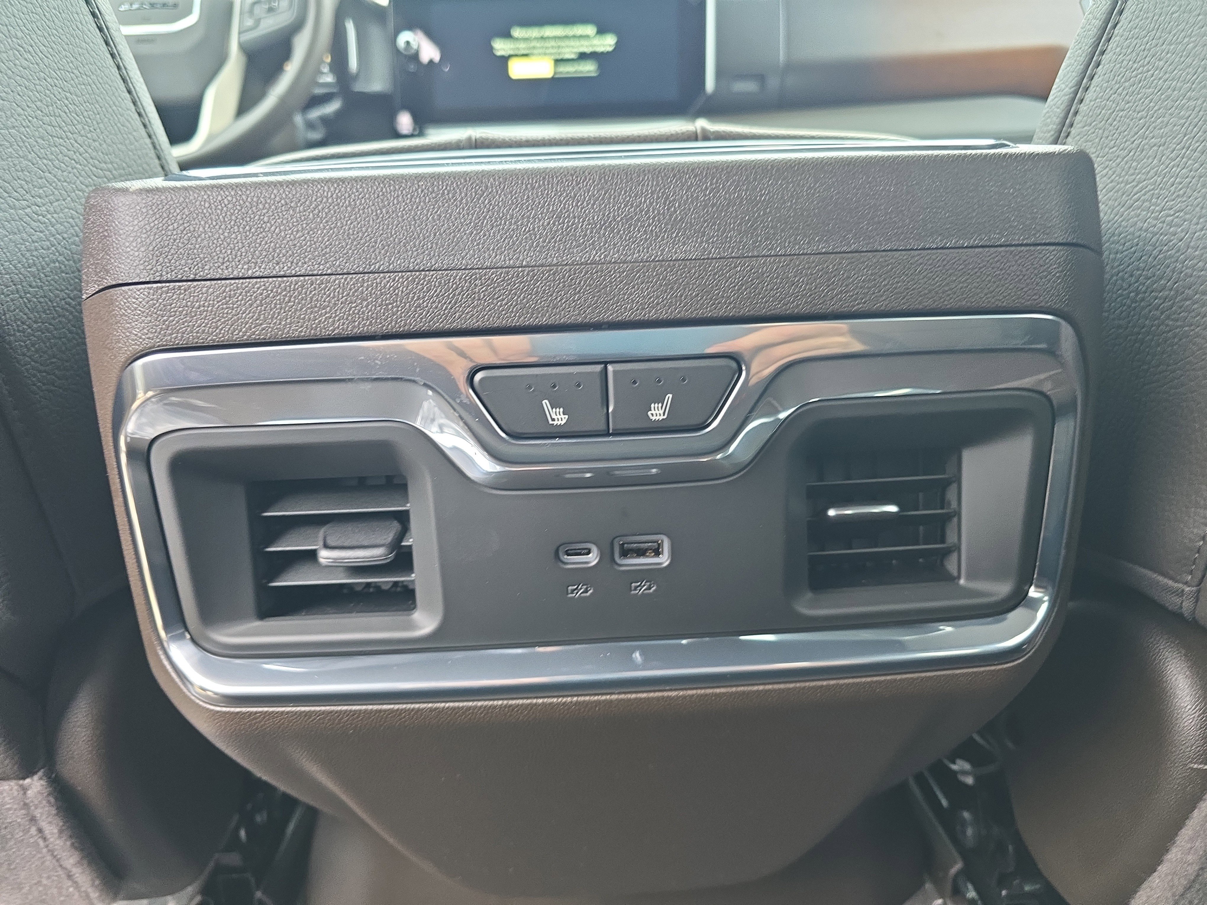 New 2026 GMC Sierra 3500 Denali w/ Denali Reserve Package image 17