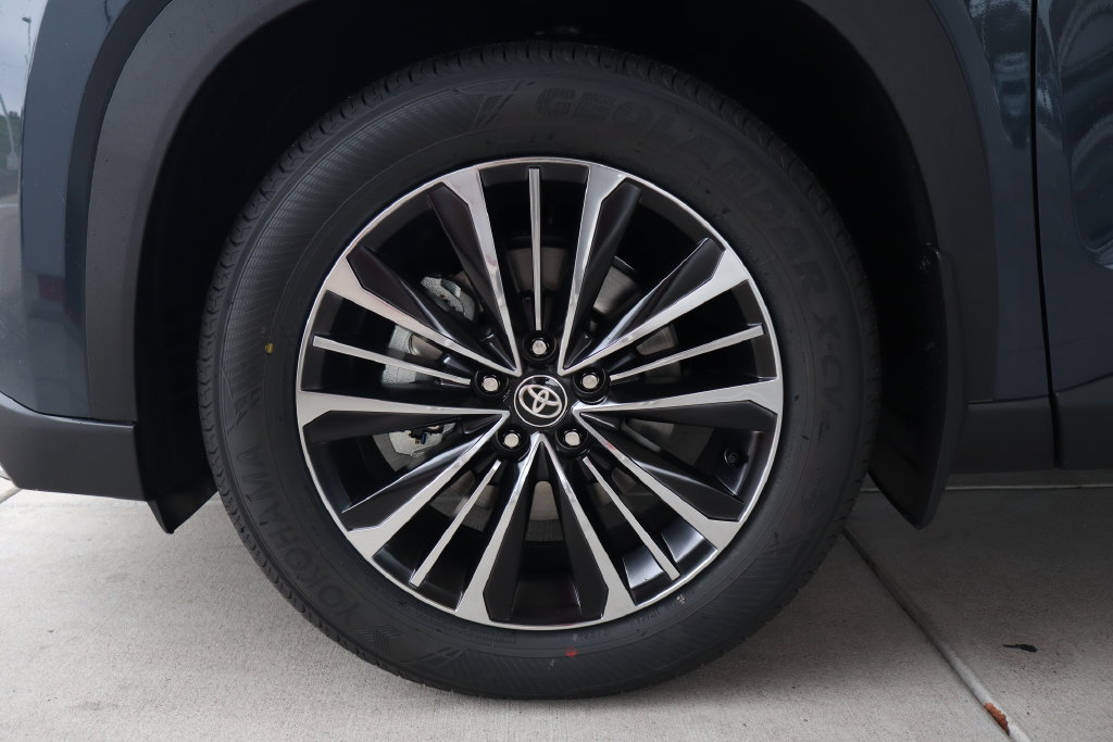 New 2026 Toyota Grand Highlander AWD Hybrid image 5