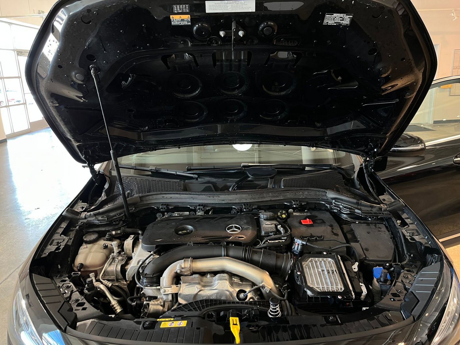 Used 2025 Mercedes-Benz GLA 250 image 33