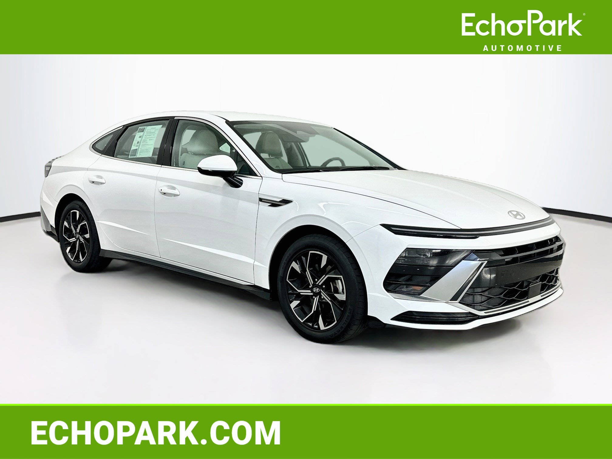 Used 2025 Hyundai Sonata SEL FWD image 1