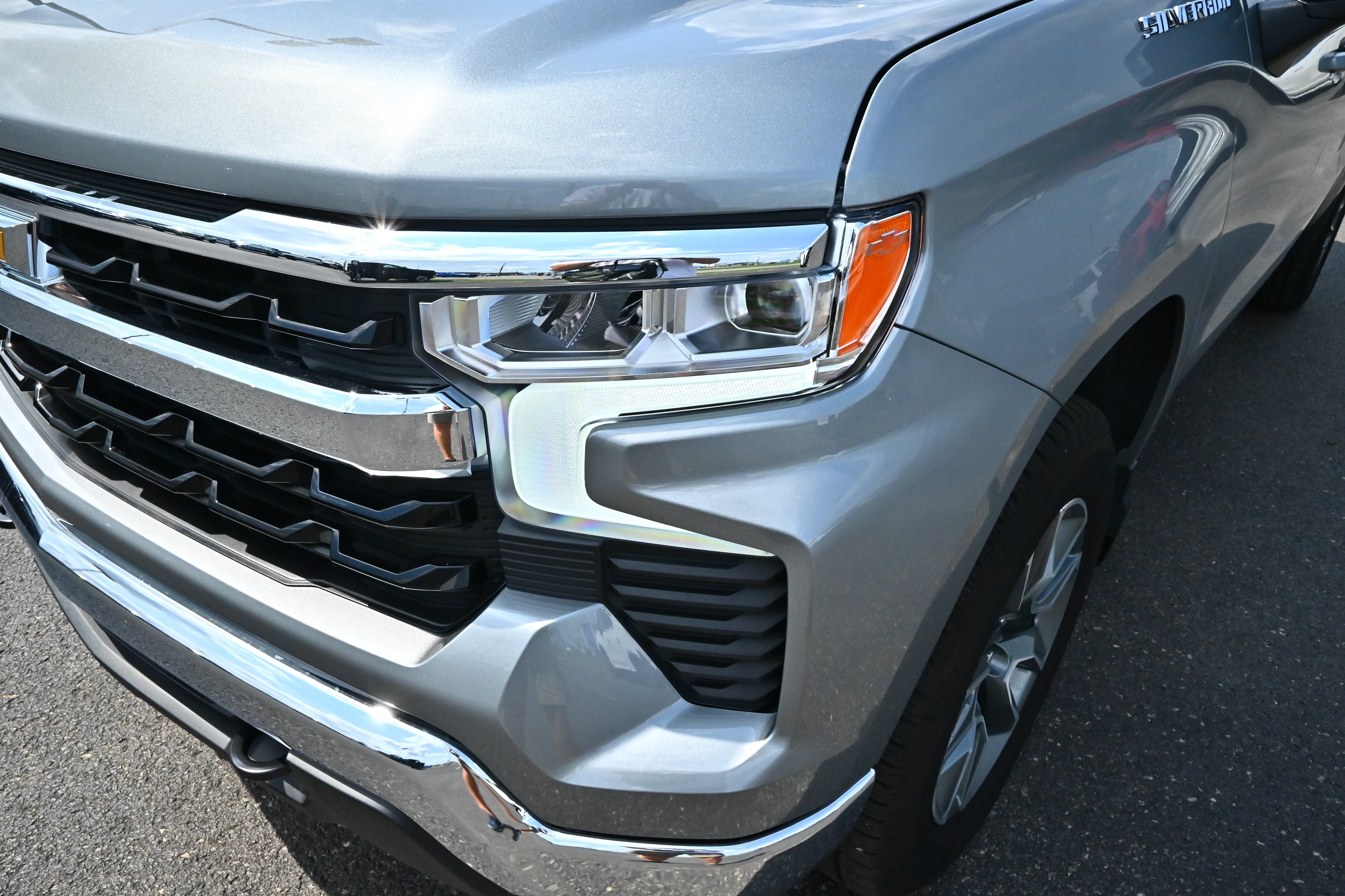 Used 2026 Chevrolet Silverado 1500 LT AWD/4WD image 14