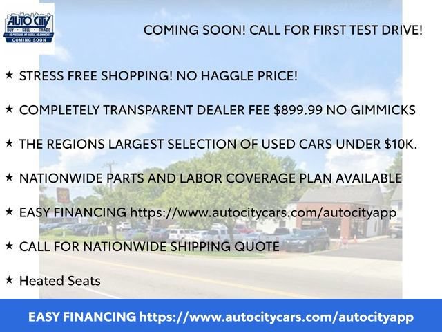 Used 2011 Lincoln Town Car Signature Limited RWD image 7