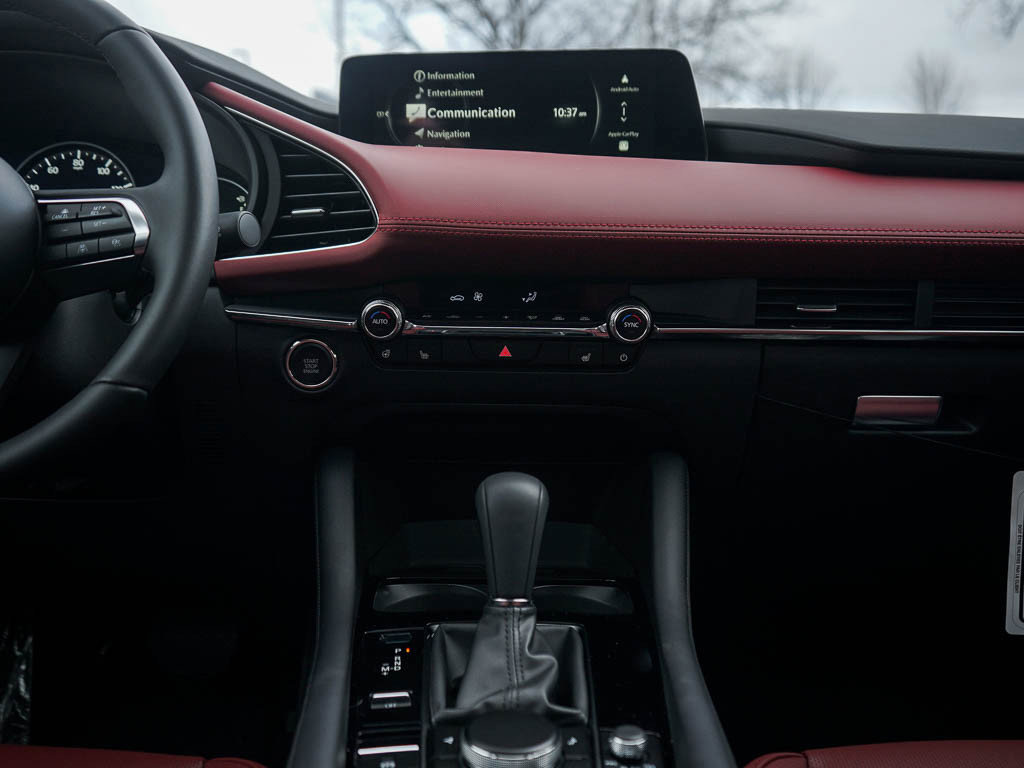 New 2026 MAZDA MAZDA3 Hatchback w/Premium Plus Pkg AWD/4WD image 16