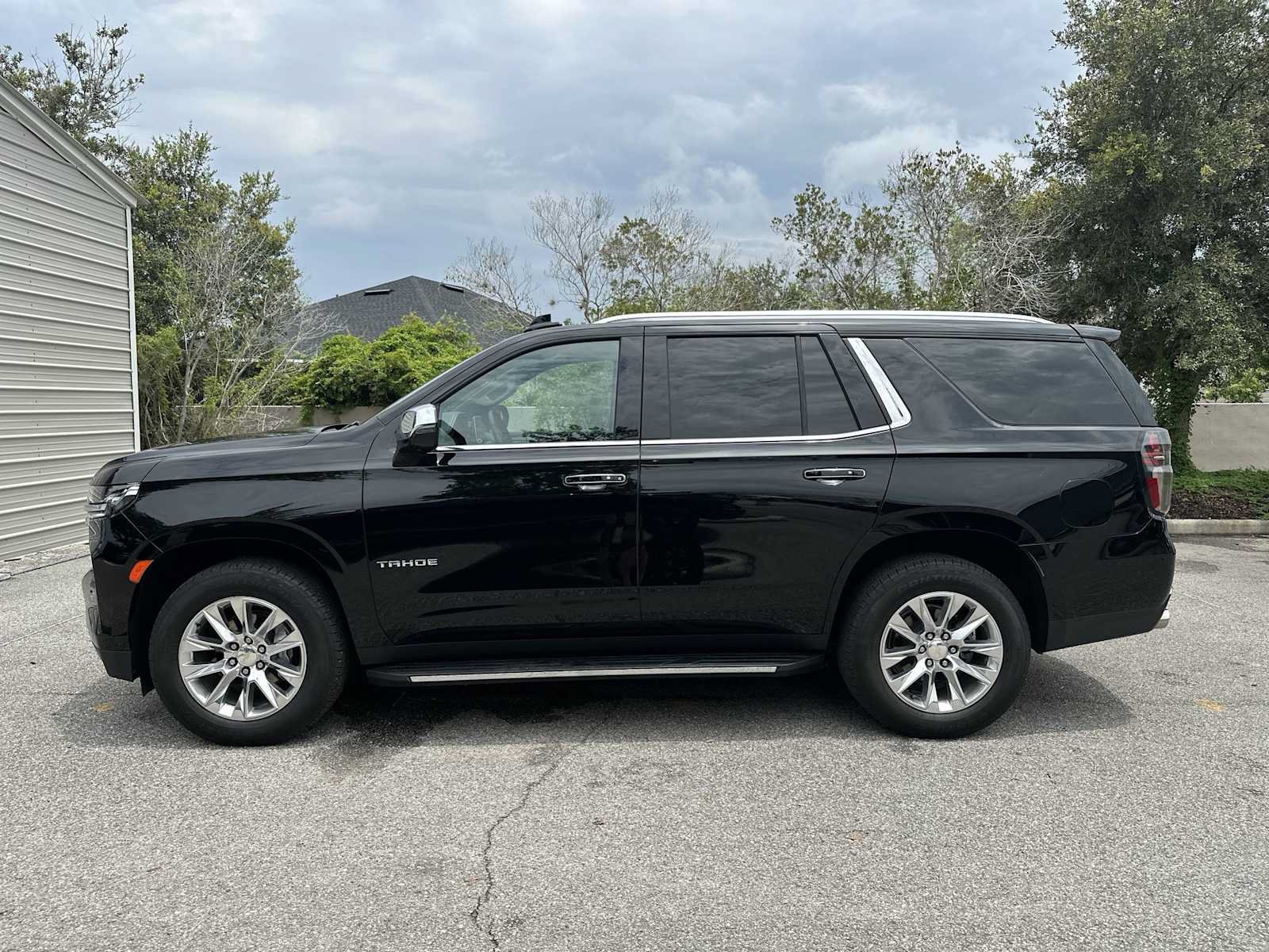 Certified 2023 Chevrolet Tahoe Premier RWD image 3