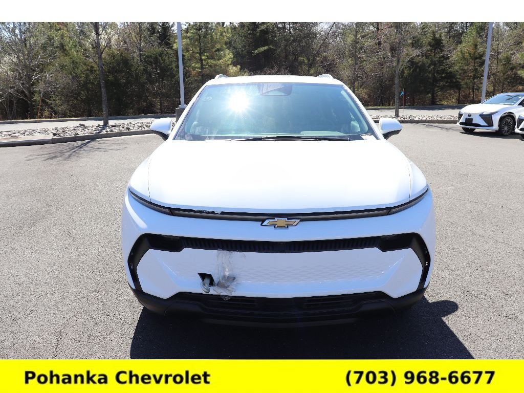 New 2026 Chevrolet Equinox EV LT FWD image 2