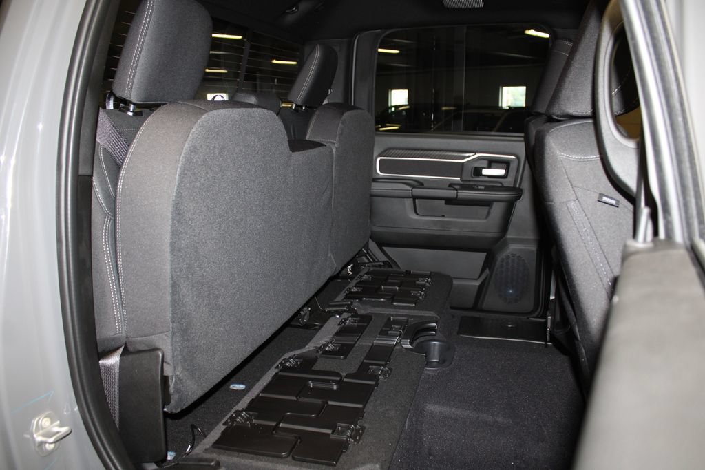New 2026 RAM 2500 Big Horn AWD/4WD image 34