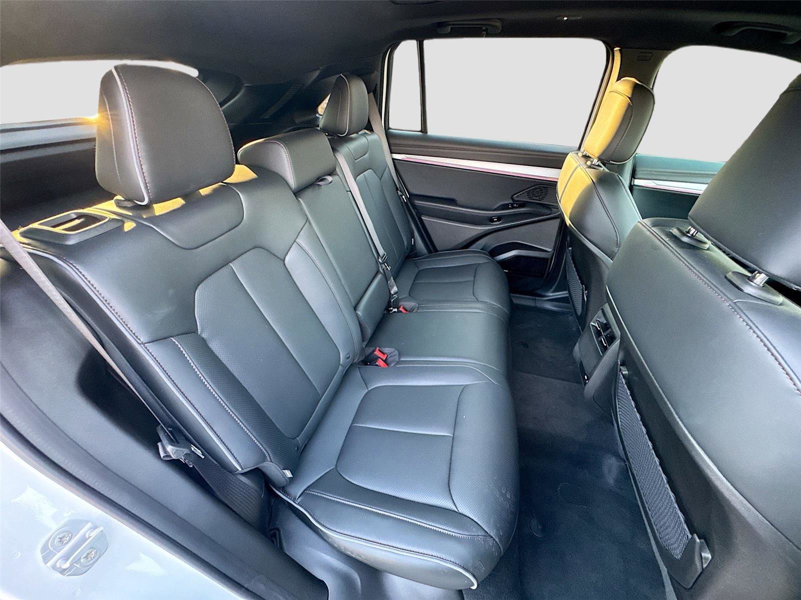 Used 2025 Jeep Wagoneer S Limited image 27