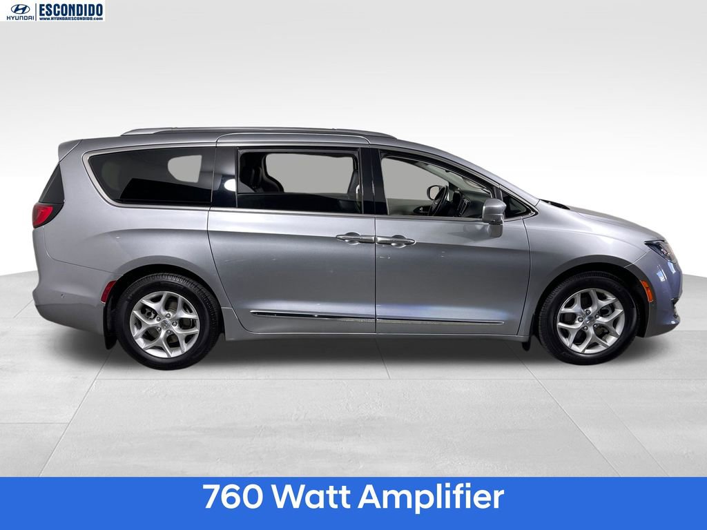 Used 2019 Chrysler Pacifica Touring-L Plus w/ Advanced Safetytec Group FWD image 6