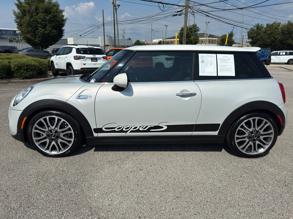 Used 2018 MINI Cooper S FWD image 5