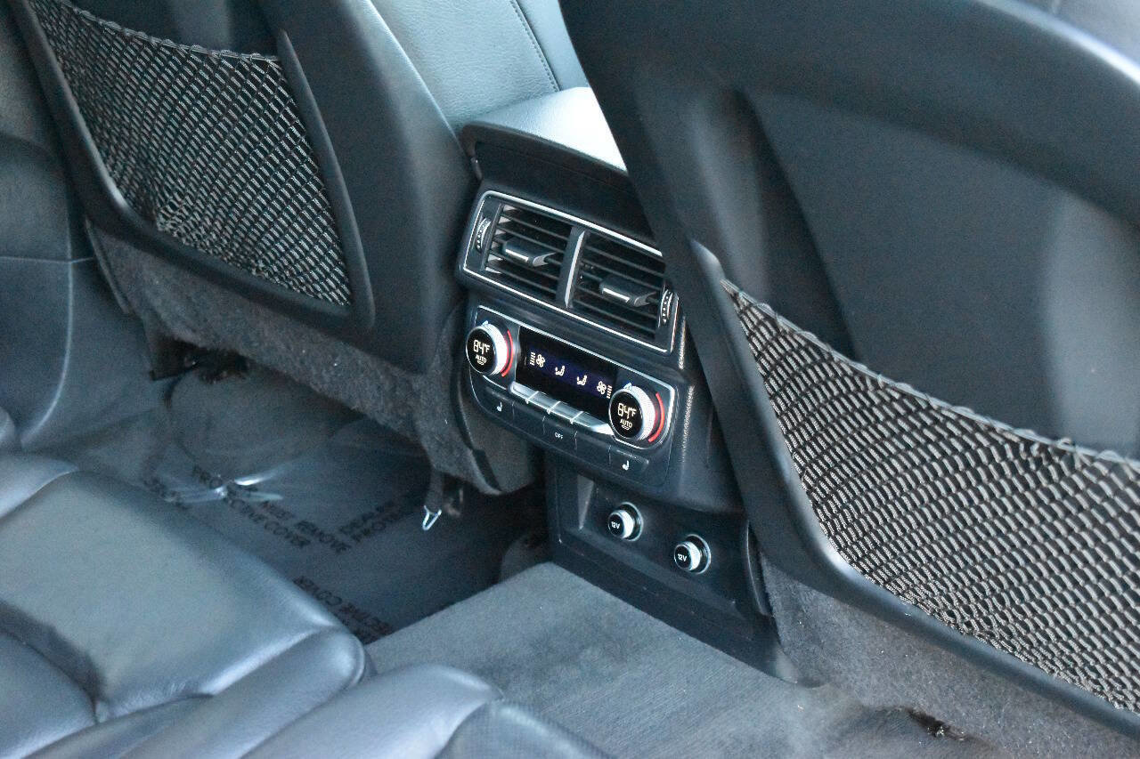 Used 2018 Audi Q7 3.0T Prestige w/ Prestige Package image 18