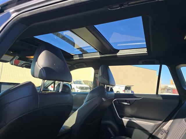 Used 2019 Toyota RAV4 XSE image 14