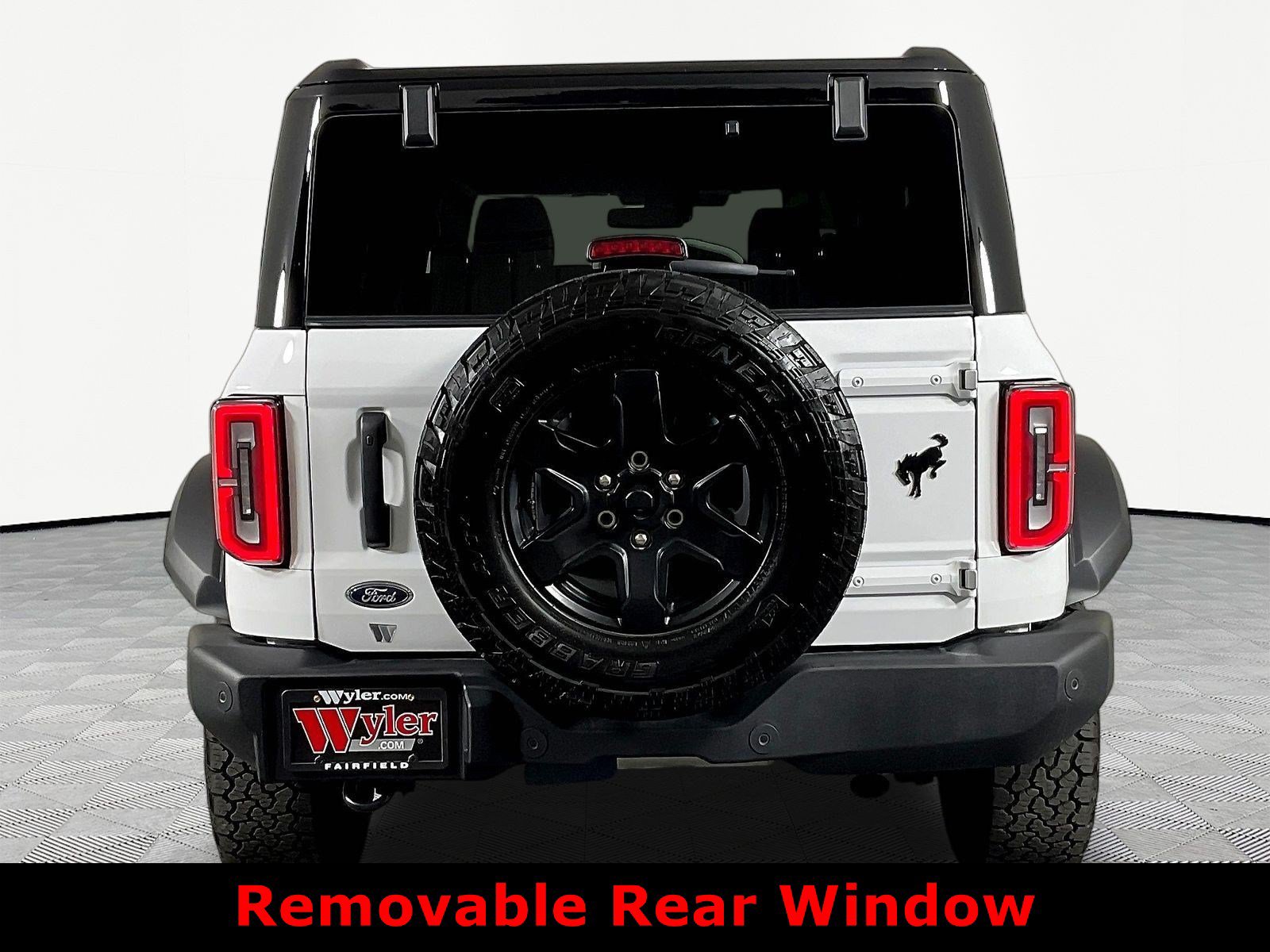 Used 2025 Ford Bronco Outer Banks AWD/4WD image 5