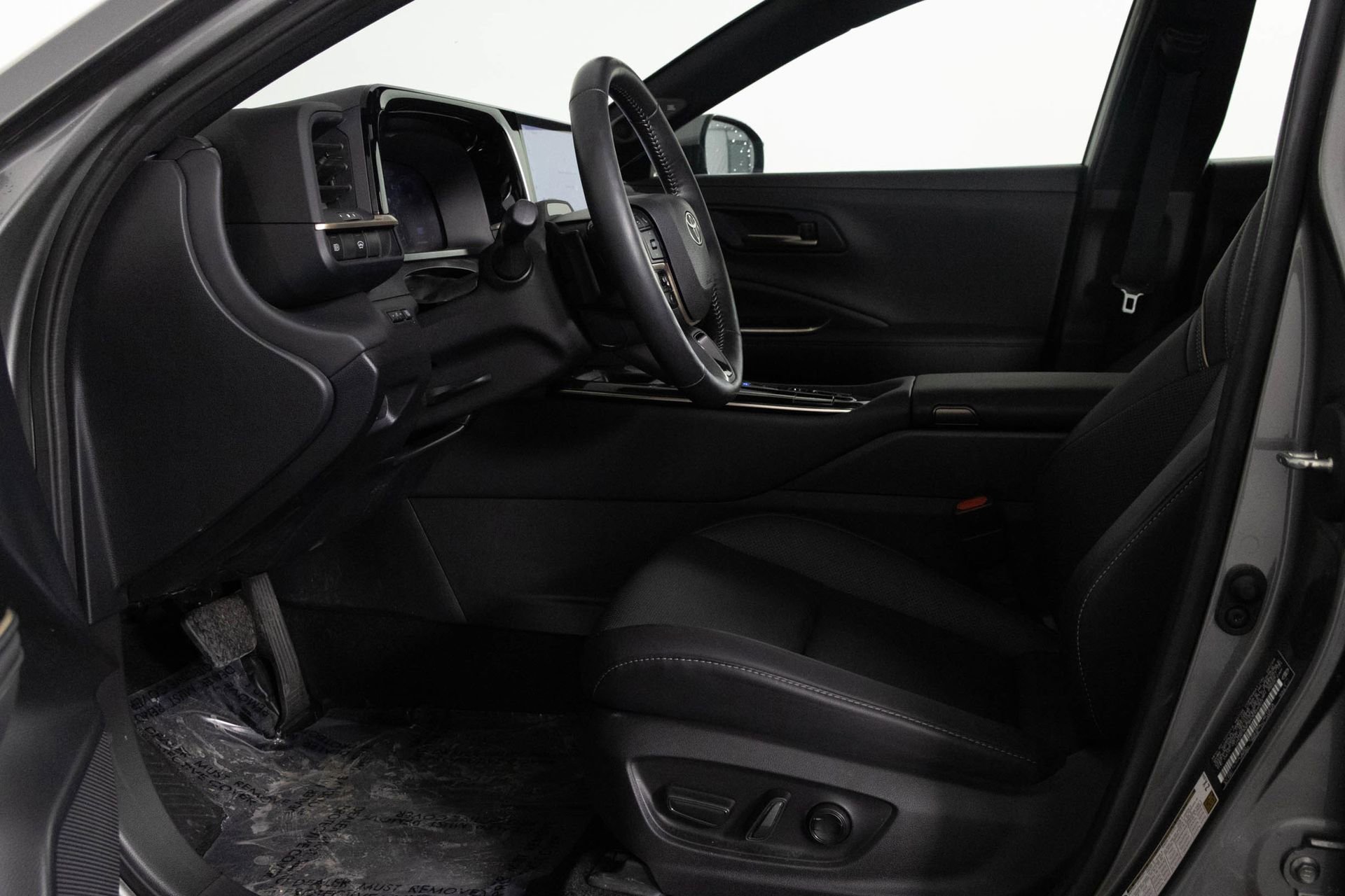 Used 2024 Toyota Crown Platinum image 17