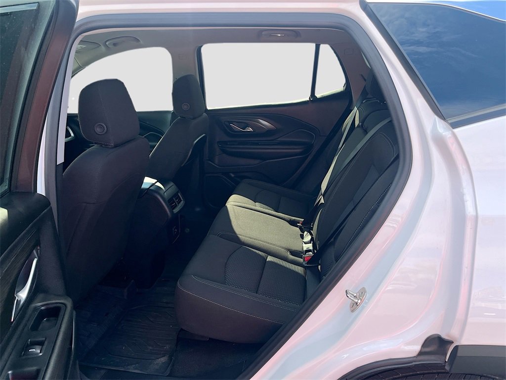 Used 2024 GMC Terrain SLE w/ LPO, Floor Liner Package image 23