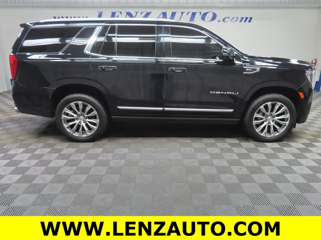 Used 2021 GMC Yukon Denali w/ Denali Premium Package image 2