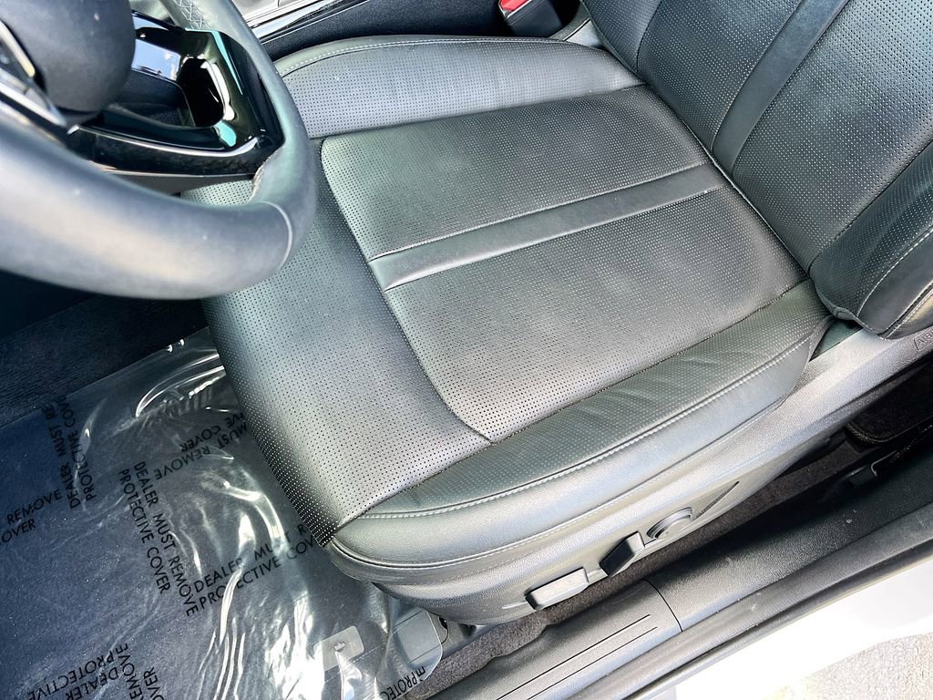Used 2024 Kia Sorento SX FWD image 19
