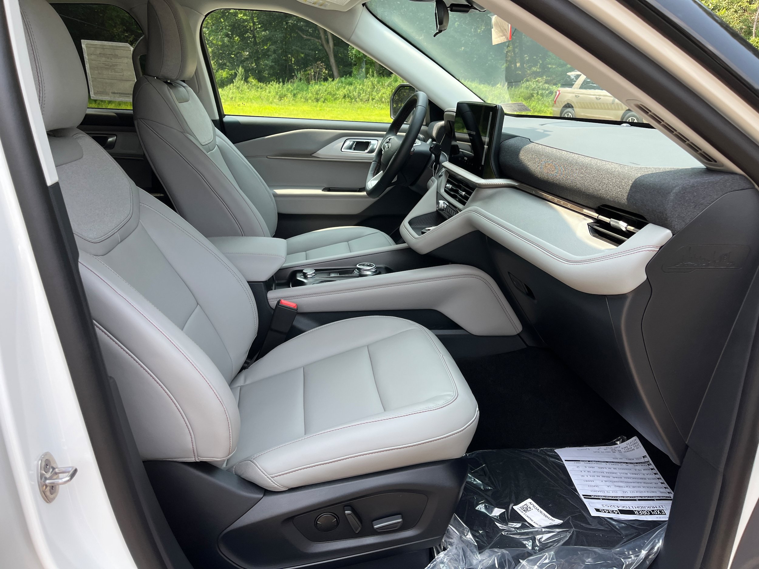 New 2026 Ford Explorer Active w/ Active Comfort Package AWD/4WD image 21
