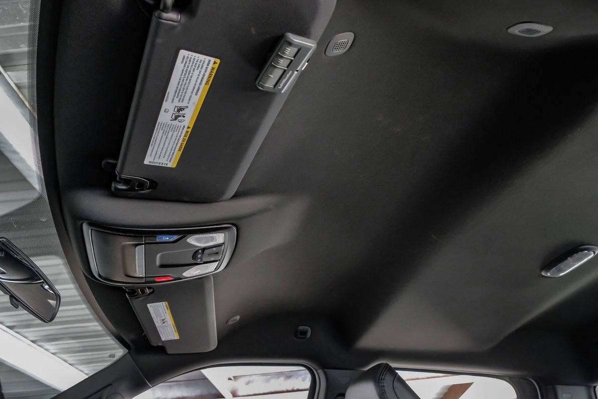 Used 2024 RAM 3500 Tradesman w/ Chrome Appearance Group image 29