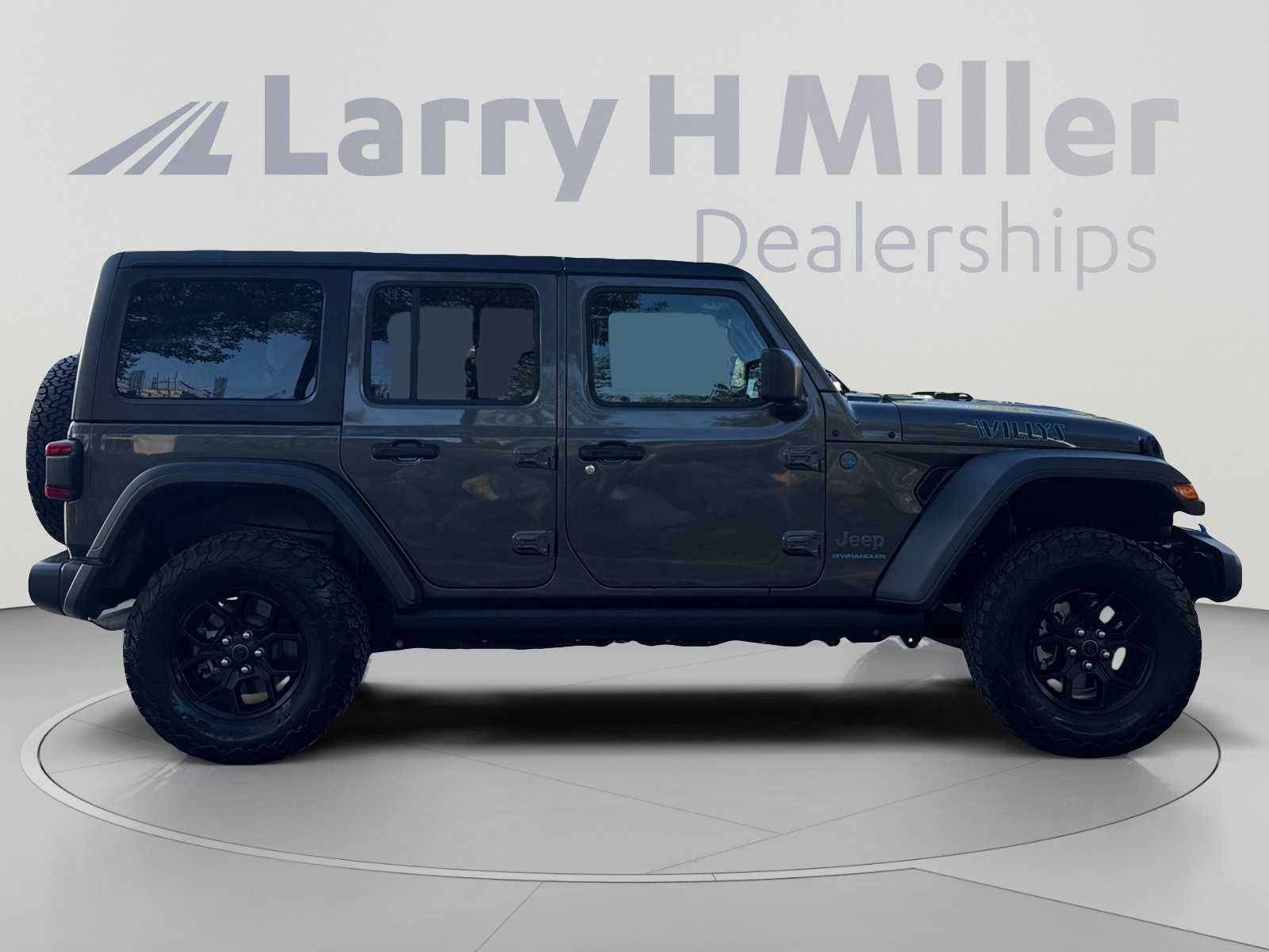 Used 2024 Jeep Wrangler Unlimited AWD/4WD image 6