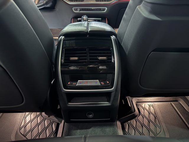 Used 2020 BMW X5 M50i w/ Executive Package AWD/4WD image 22